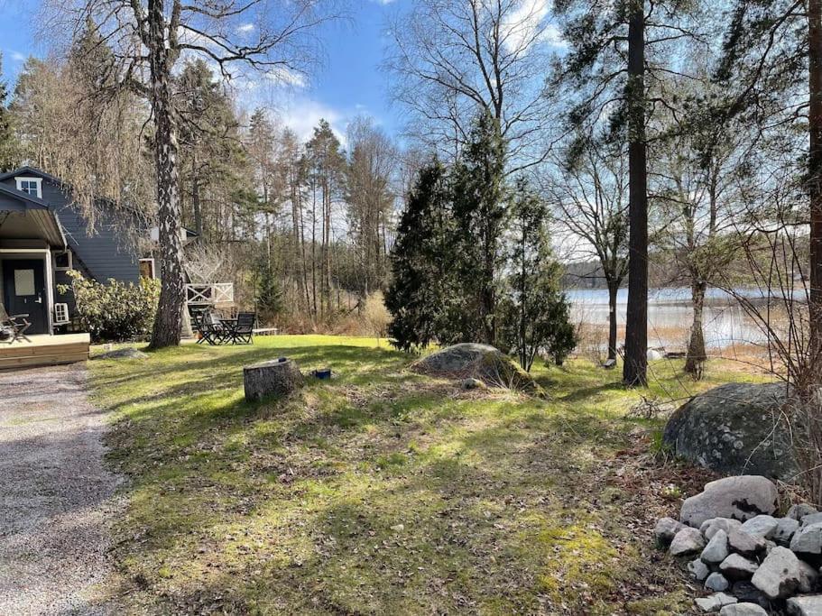 Nyrenoverat Strandnaera Med Fantastisk Utsikt Rimbo Zewnętrze zdjęcie